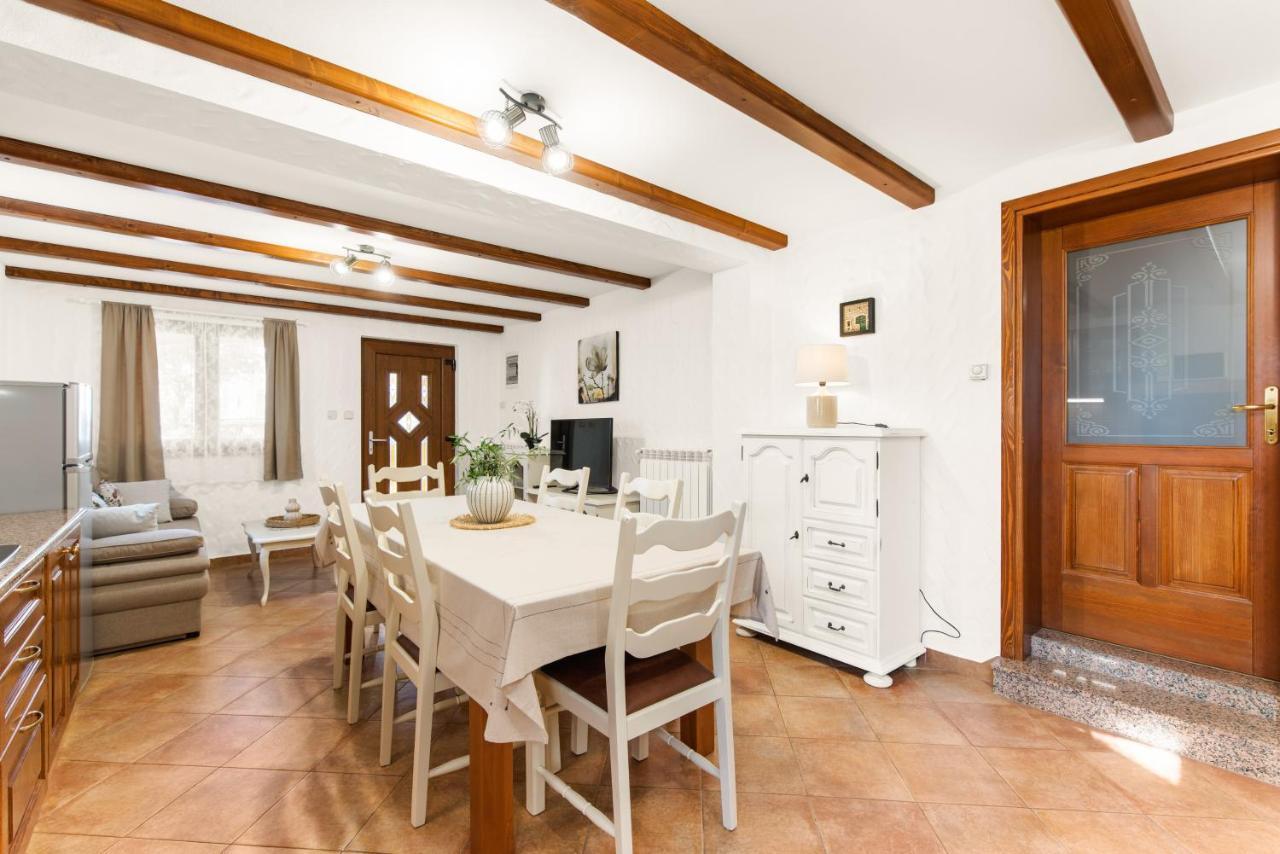 Apartments Villa Ana Porec Exterior photo