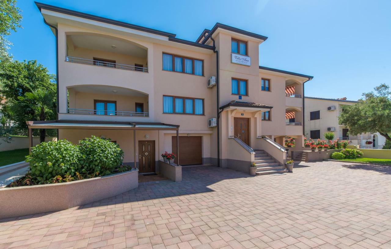 Apartments Villa Ana Porec Exterior photo